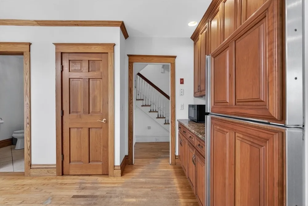 47 Millett Rd, Swampscott, MA 01907