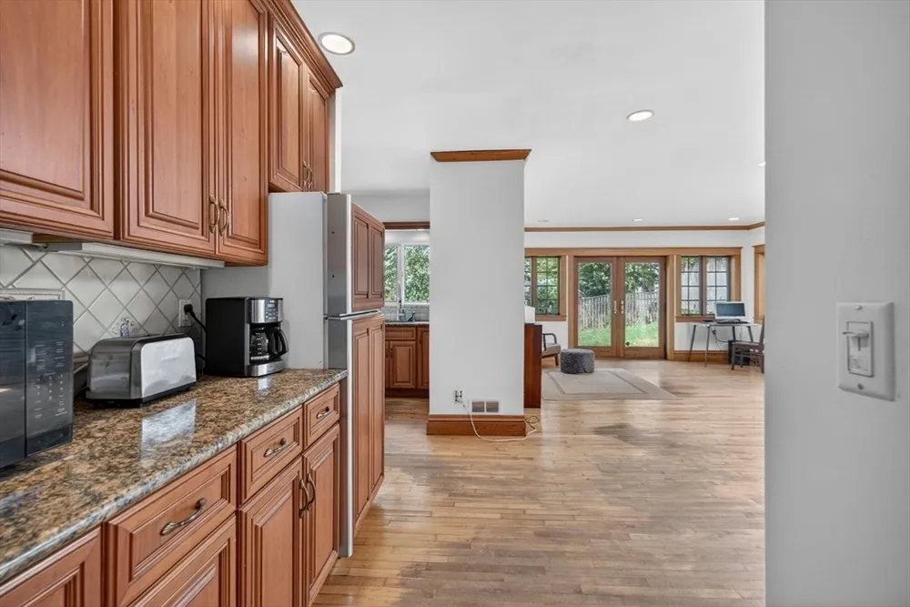47 Millett Rd, Swampscott, MA 01907