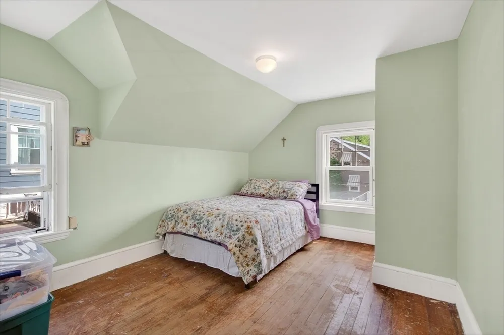 47 Millett Rd, Swampscott, MA 01907