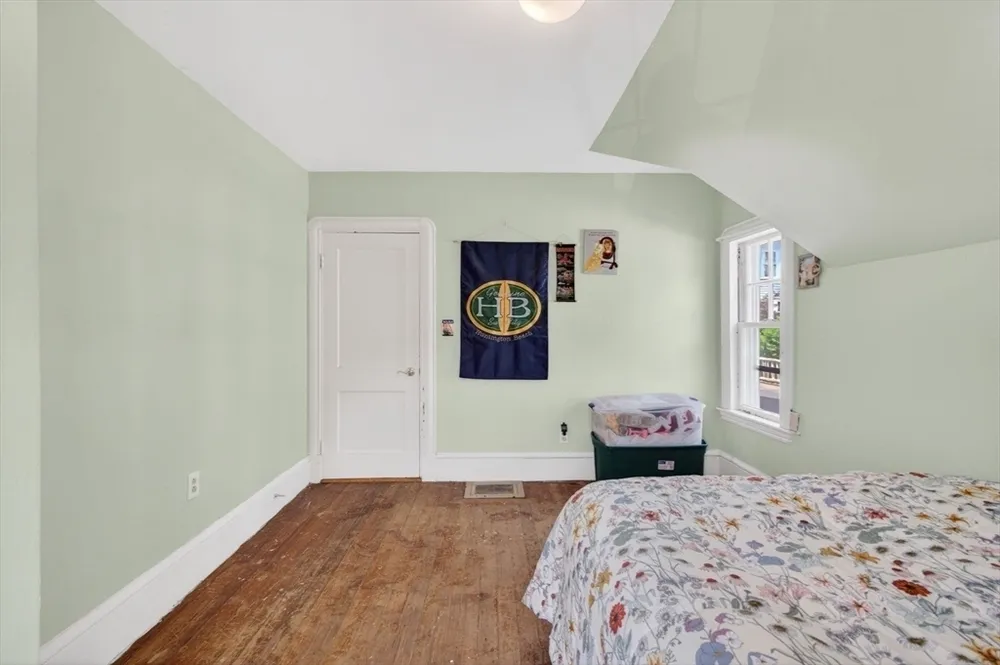 47 Millett Rd, Swampscott, MA 01907