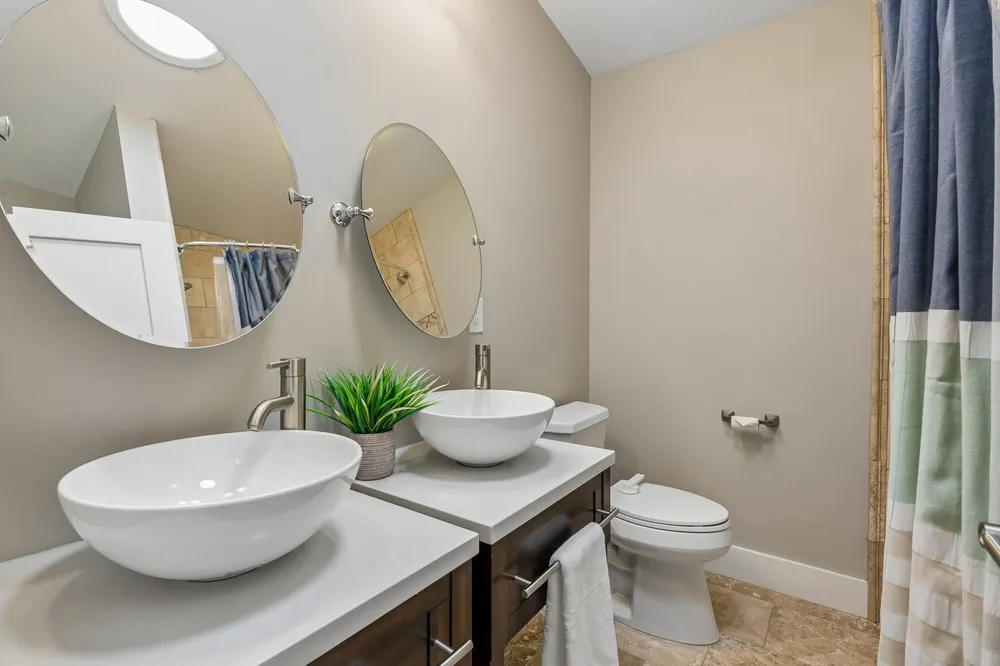 4160 Utica Ave, St Louis Park, MN 55416