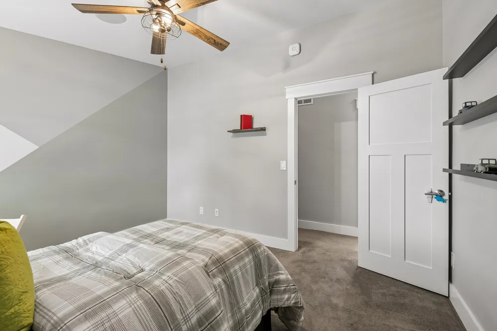 4160 Utica Ave, St Louis Park, MN 55416