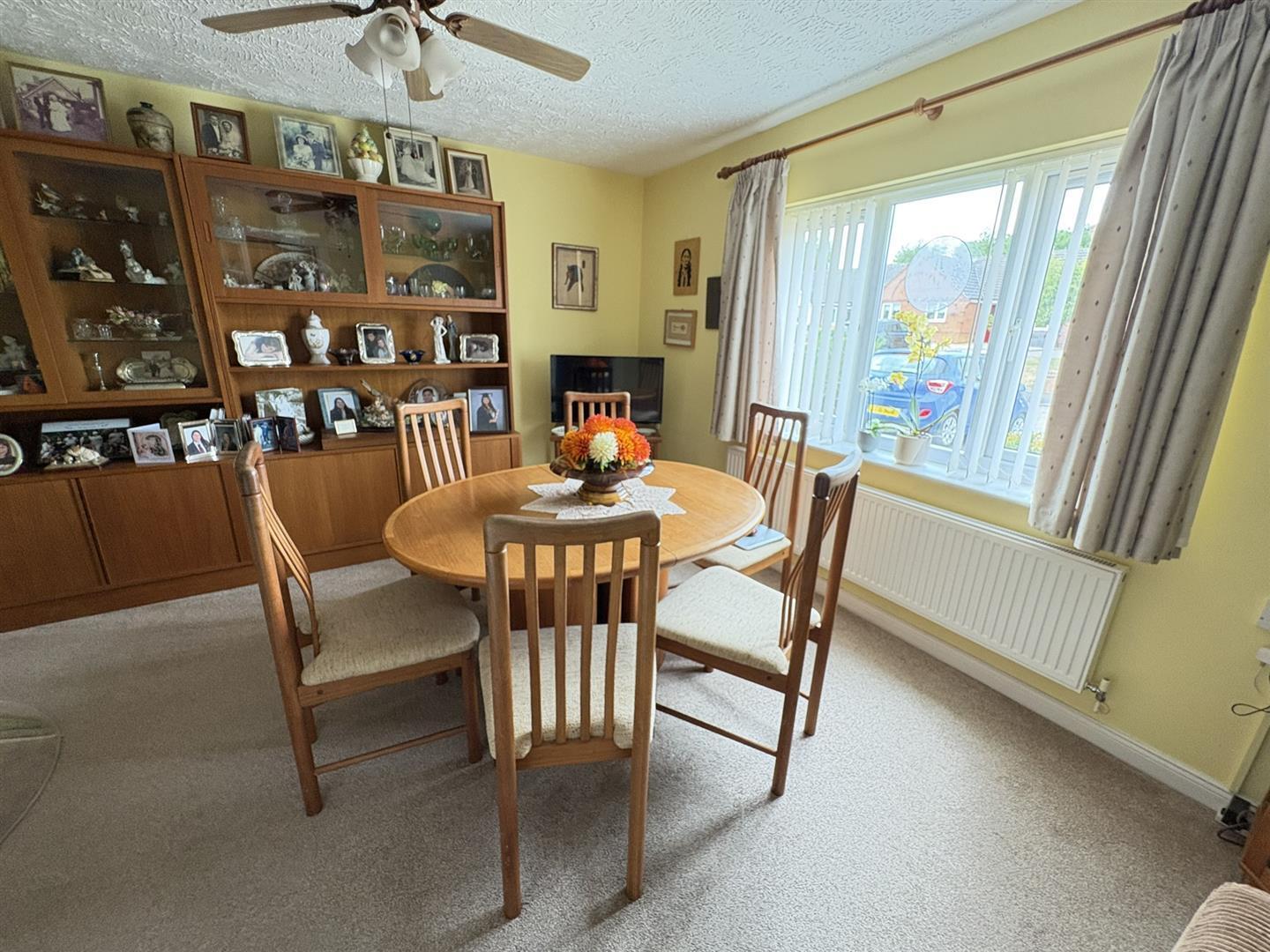 Sourton Place, Daventry Image 6