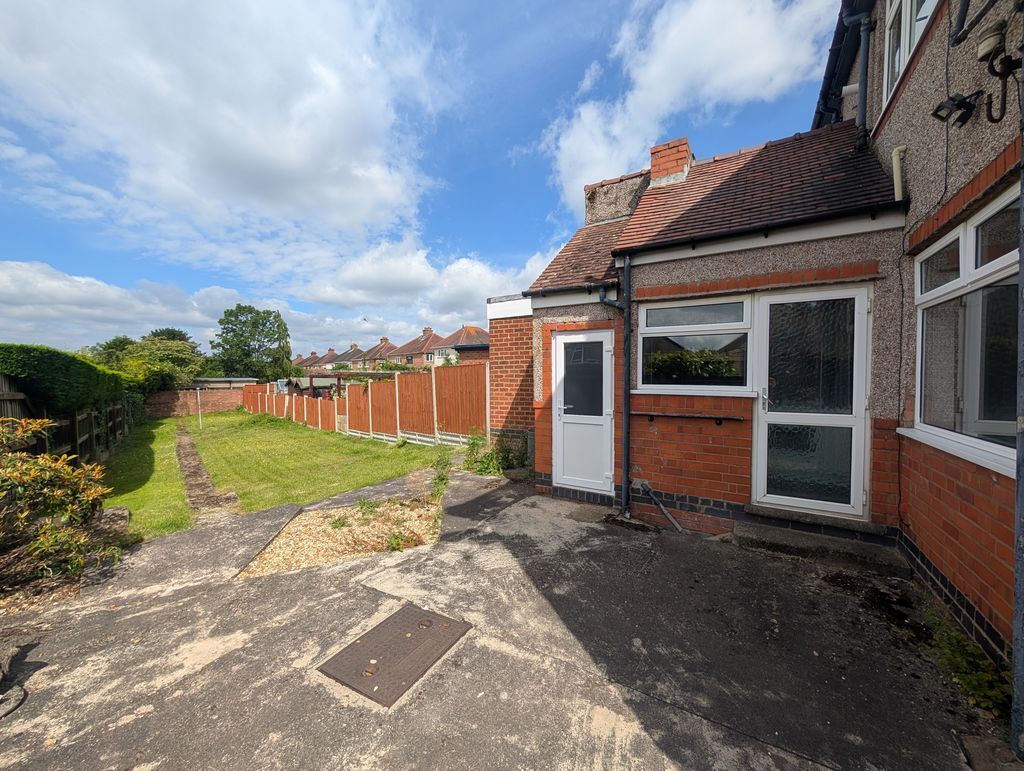 Arlon Avenue, Nuneaton Image 2