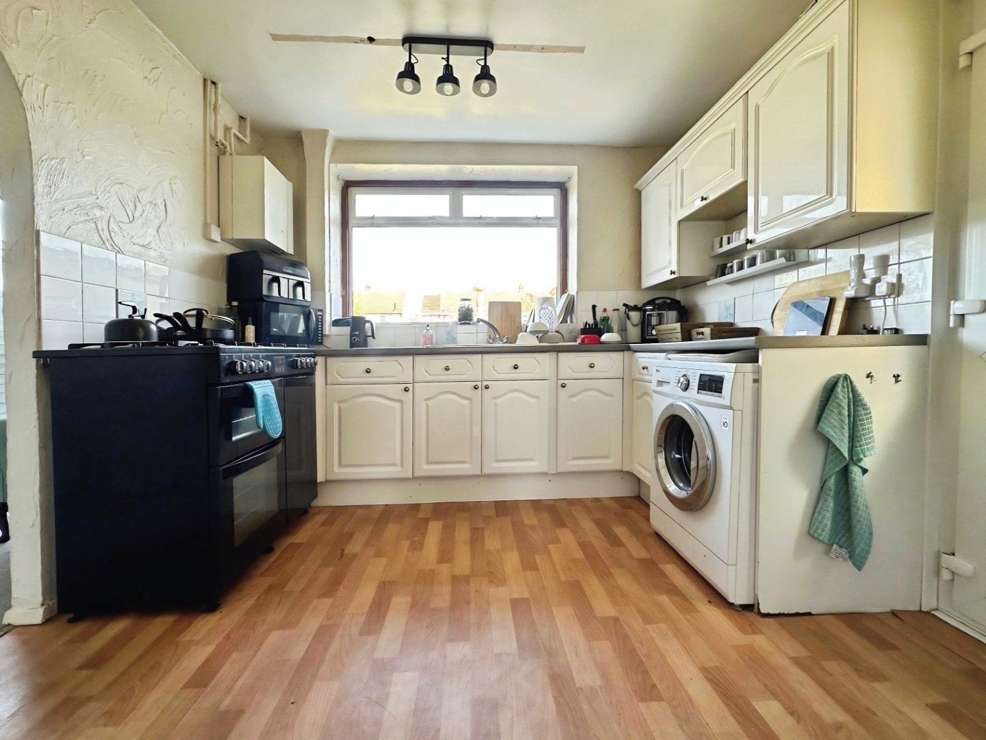 Moreton Way, Slough Image 5