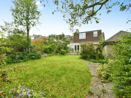 Larkfield Way, Brighton thumb 2