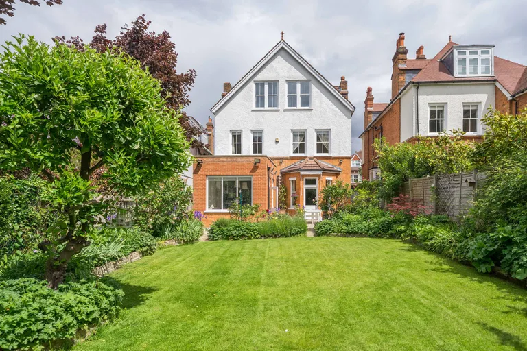 Lytton Grove, London, SW15
