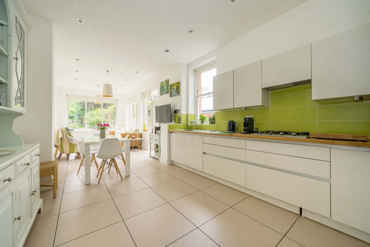 Lytton Grove, London, SW15 photo 5