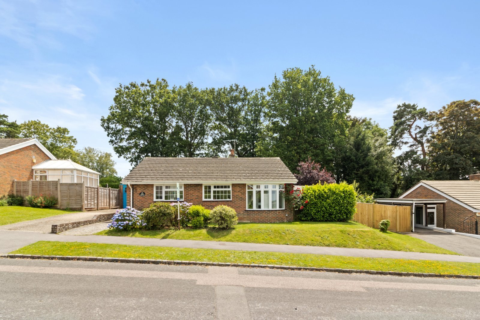 Park View, Buxted, Uckfield, East Sussex, TN22 Image 1