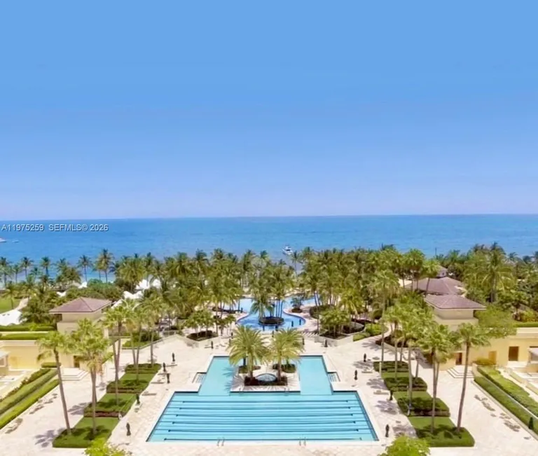 735 Crandon Blvd, Key Biscayne, FL 33149