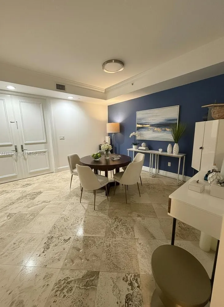 735 Crandon Blvd, Key Biscayne, FL 33149