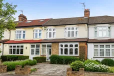 Sittingbourne Avenue, Enfield