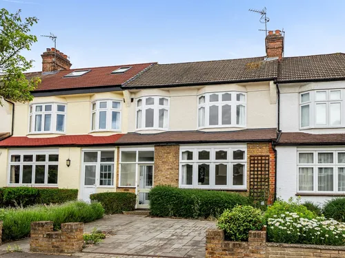 Sittingbourne Avenue, Enfieldphoto