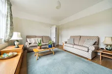 Sittingbourne Avenue, Enfield