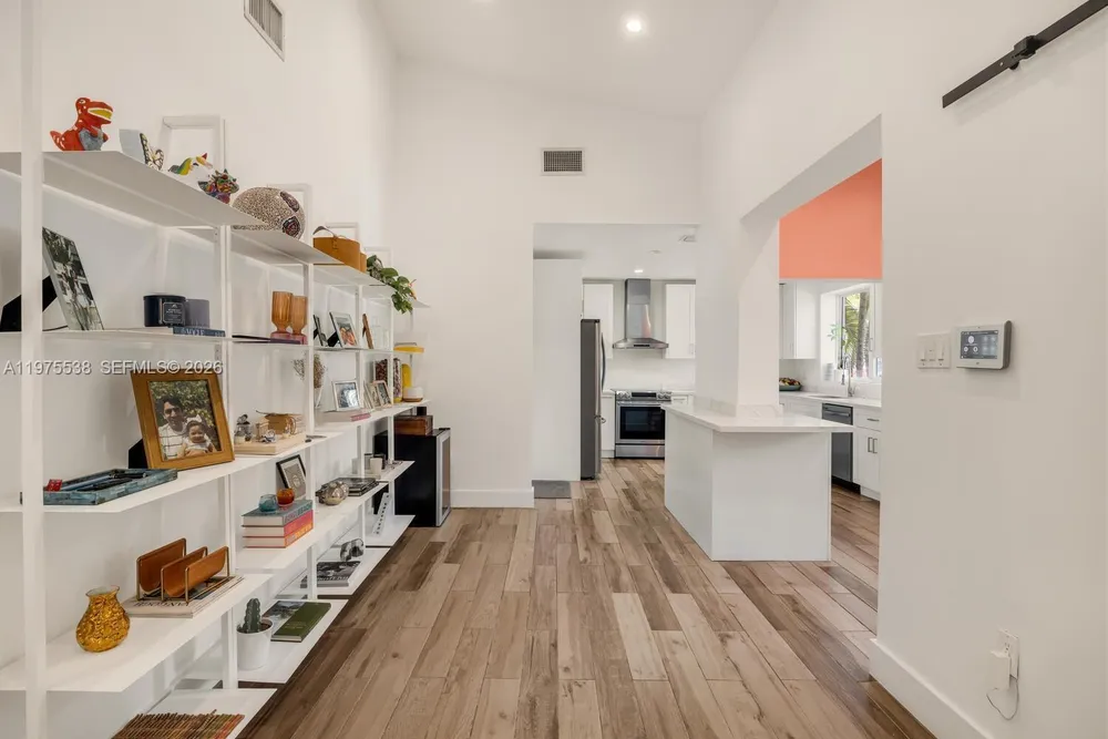 7630 NE 8th Ave, Miami, FL 33138