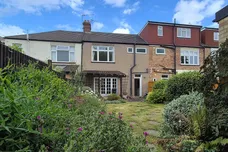 Sittingbourne Avenue, Enfield