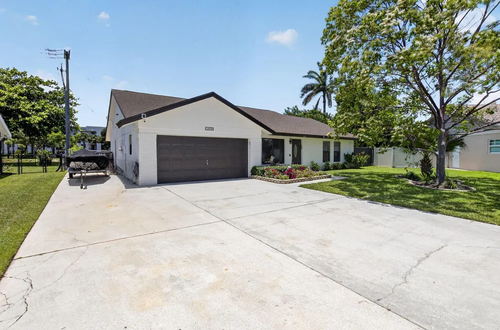 1273 NW 11th St, Boynton Beach, FL 33426
