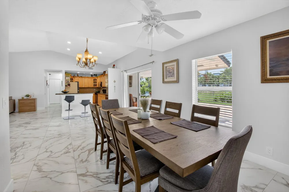 1273 NW 11th St, Boynton Beach, FL 33426