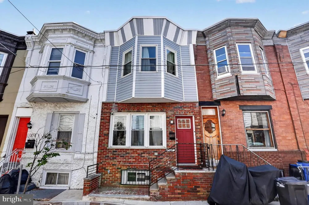 2009 S Opal St, Philadelphia, PA 19145