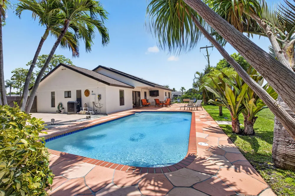 1273 NW 11th St, Boynton Beach, FL 33426