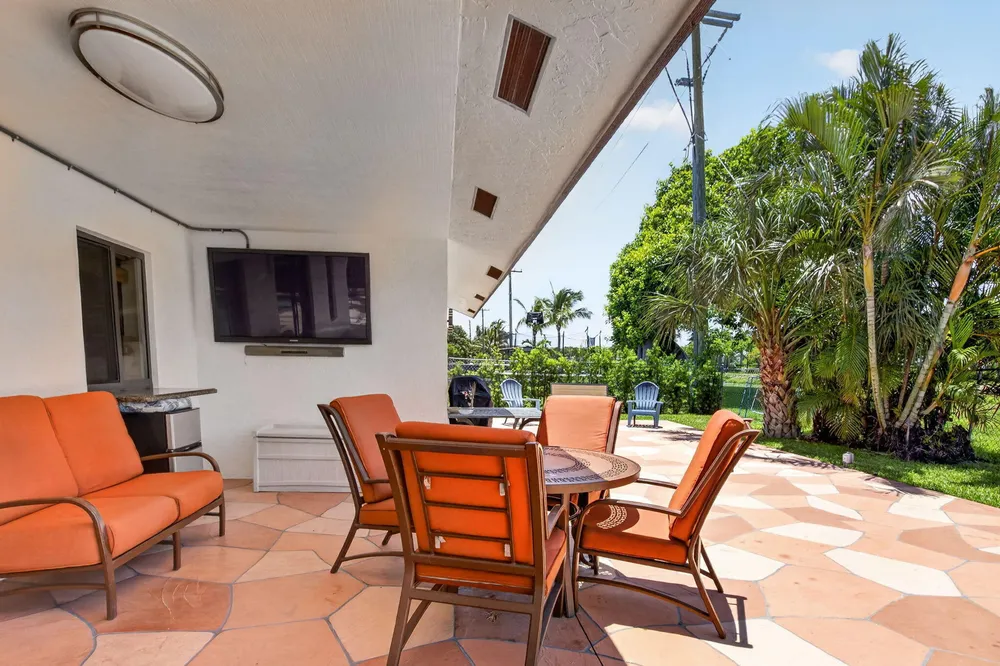 1273 NW 11th St, Boynton Beach, FL 33426