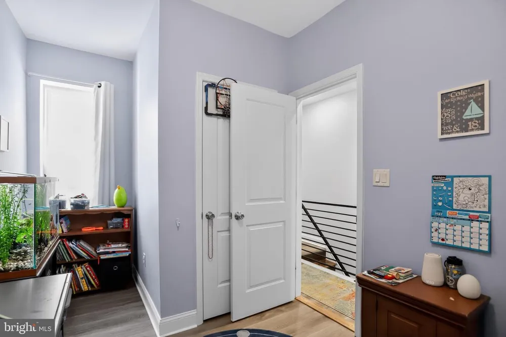 2009 S Opal St, Philadelphia, PA 19145