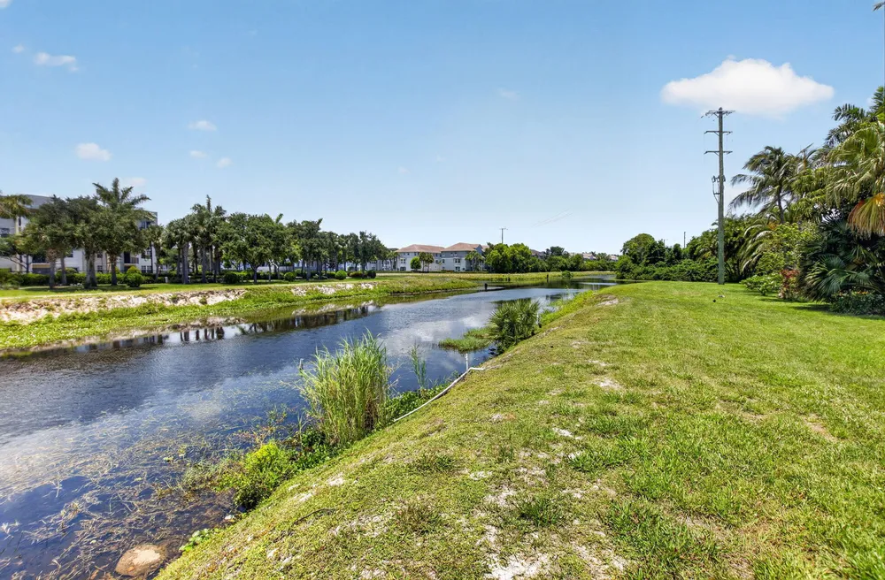 1273 NW 11th St, Boynton Beach, FL 33426