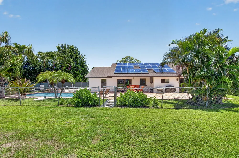 1273 NW 11th St, Boynton Beach, FL 33426
