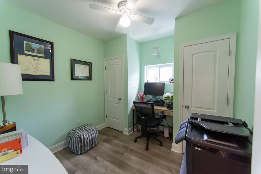 2009 S Opal St, Philadelphia, PA 19145