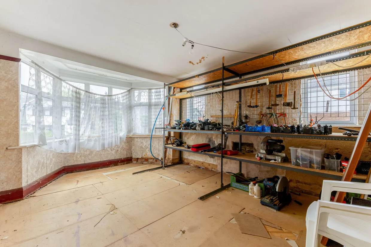 Lansdowne Road, Stanmore, HA7 photo 6