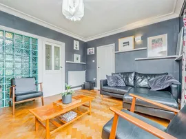 Rookwood Close, Cardiff thumb 3