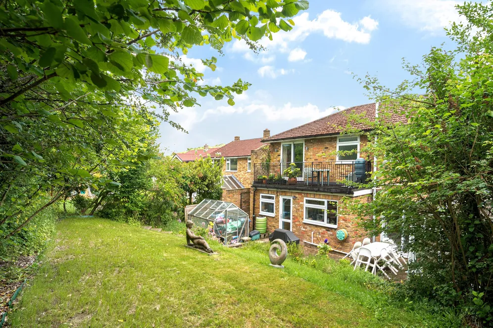 Wedgwood Drive, Hughenden Valley, HP14 photo 2