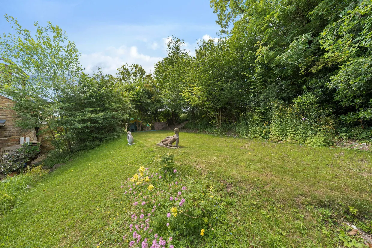 Wedgwood Drive, Hughenden Valley, HP14 photo 26