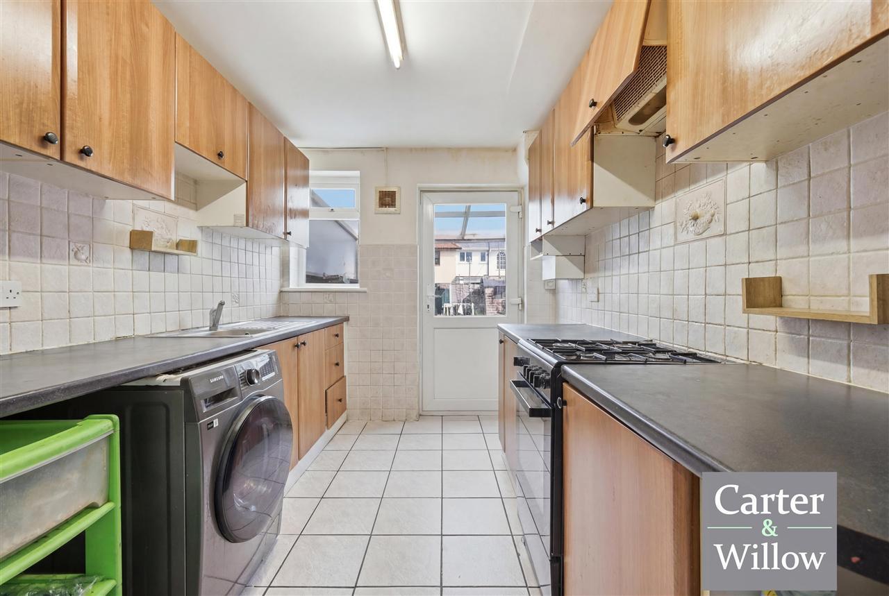 Lichfield Road, Dagenham, Essex Image 6