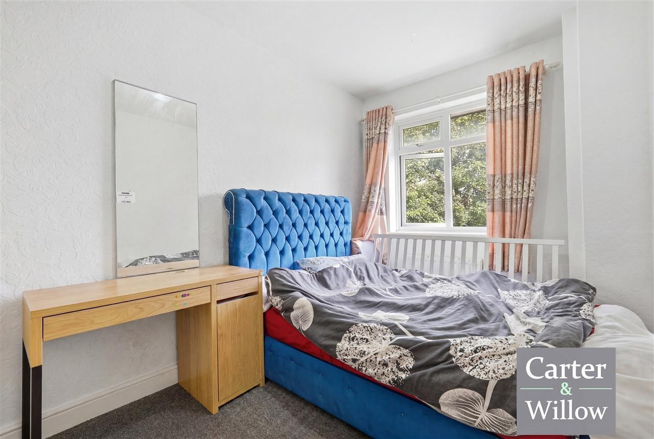 Lichfield Road, Dagenham, Essex Image 10