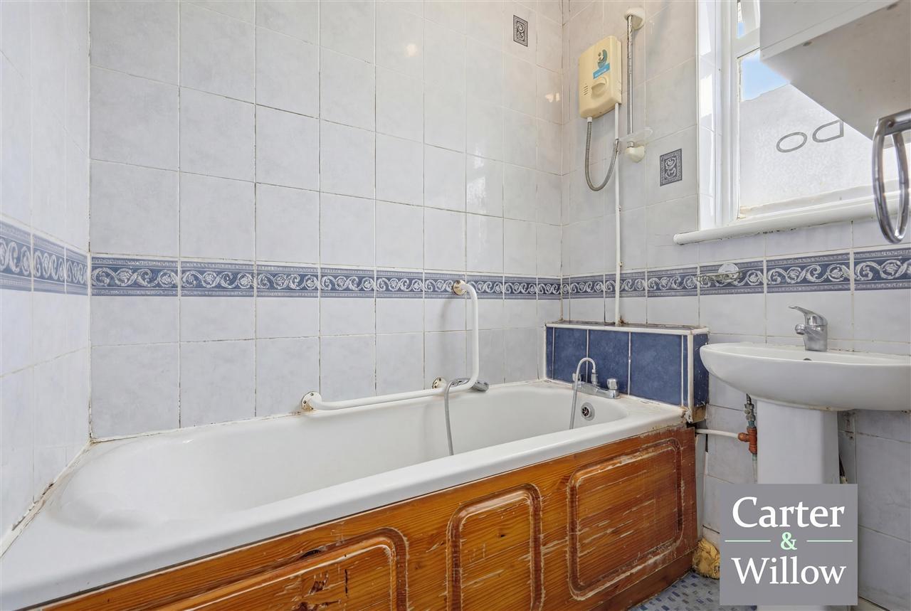 Lichfield Road, Dagenham, Essex Image 11