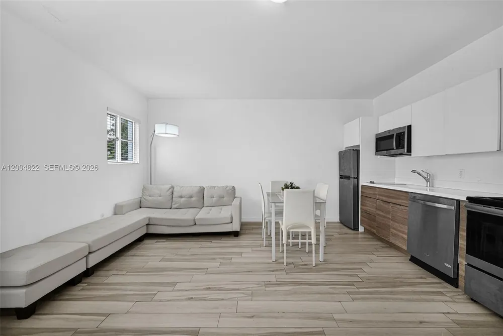 1560 Meridian Ave, Miami Beach, FL 33139