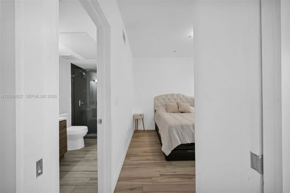 1560 Meridian Ave, Miami Beach, FL 33139