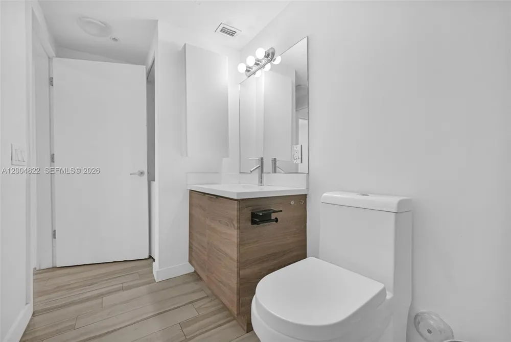 1560 Meridian Ave, Miami Beach, FL 33139