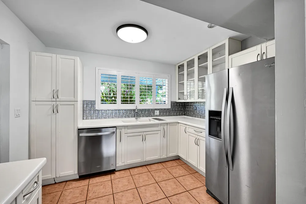 901 SE 12th Ave, Deerfield Beach, FL 33441