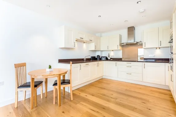 Kingman Way Newbury Racecourse RG14