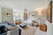 Woodside Road Godalming GU8 photo 2