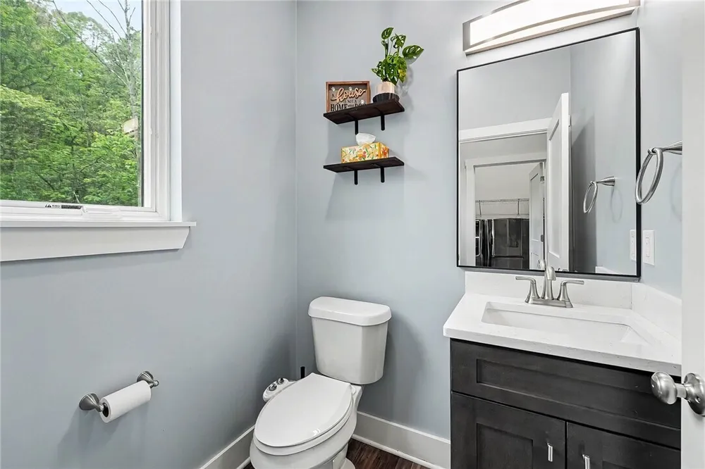 111 Church Ln, Beaver Falls, PA 15010