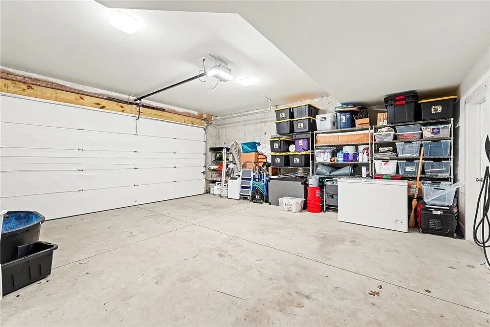 111 Church Ln, Beaver Falls, PA 15010