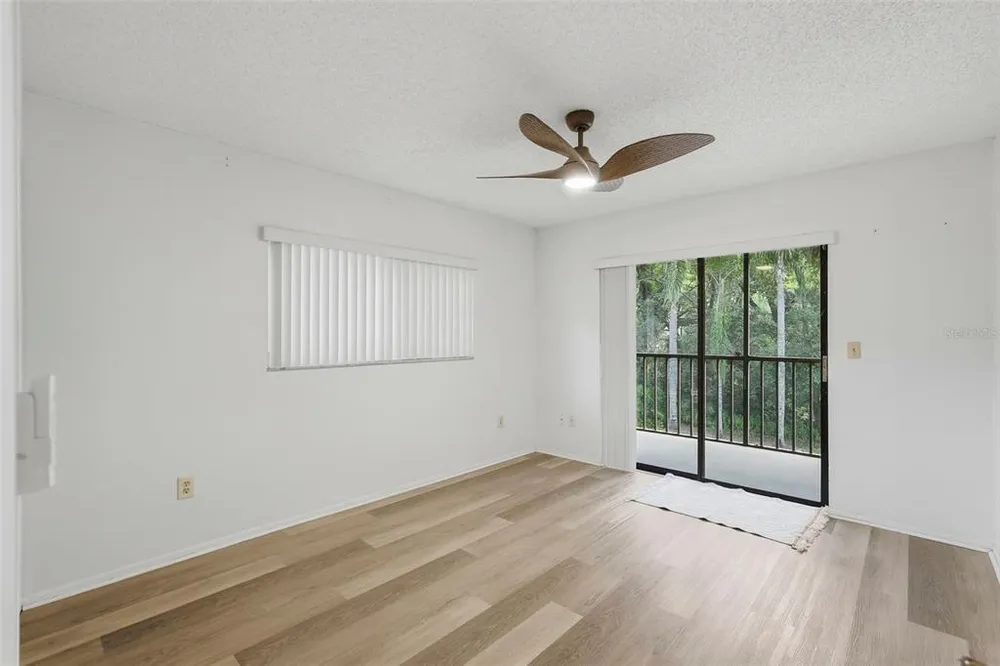 11707 Raintree Village Blvd, Temple Terrace, FL 33617