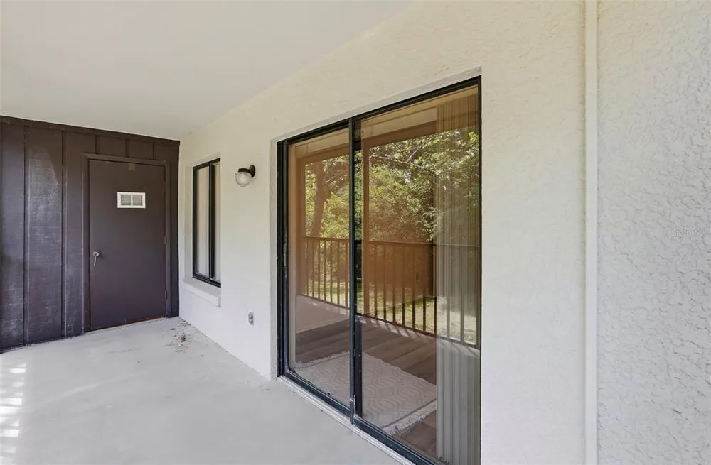 11707 Raintree Village Blvd, Temple Terrace, FL 33617