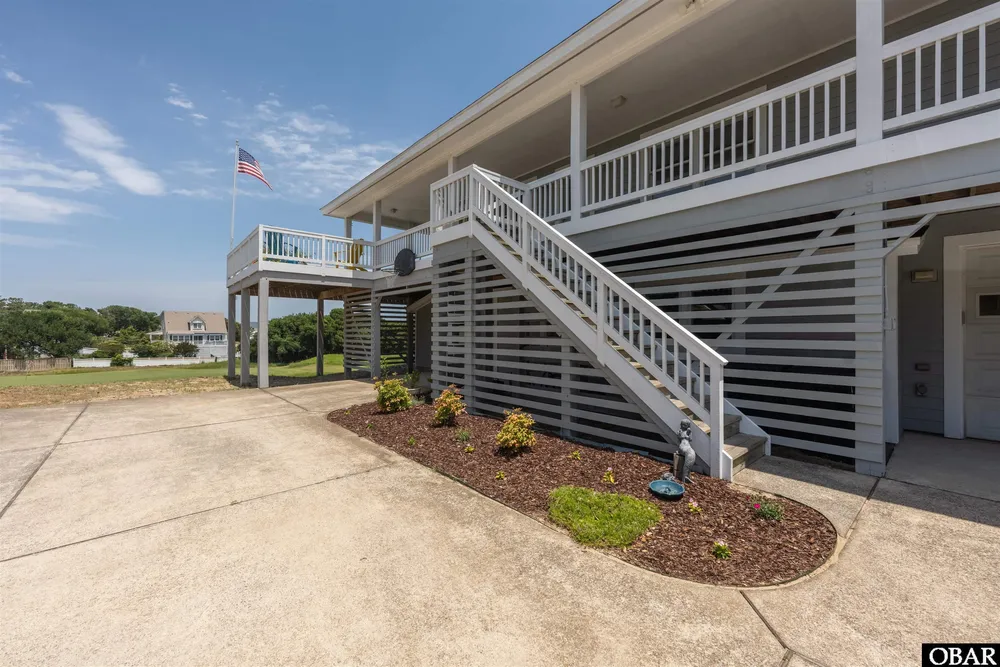 4713 Summer Ln, Kitty Hawk, NC 27949