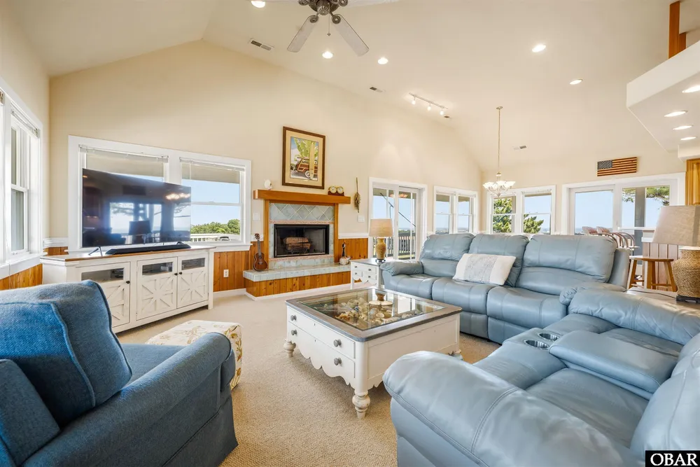 4713 Summer Ln, Kitty Hawk, NC 27949
