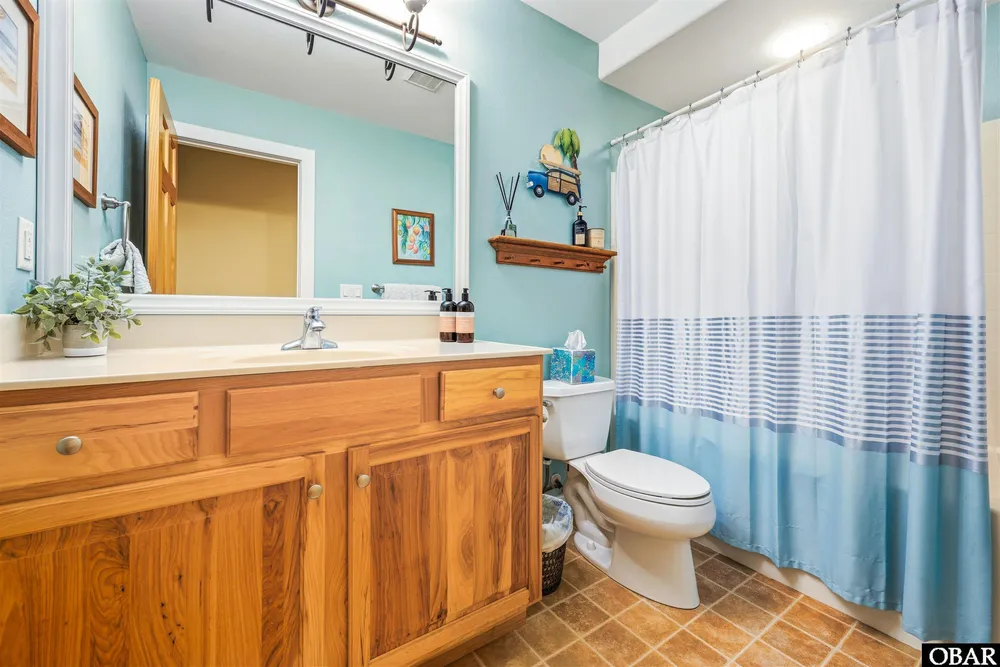 4713 Summer Ln, Kitty Hawk, NC 27949