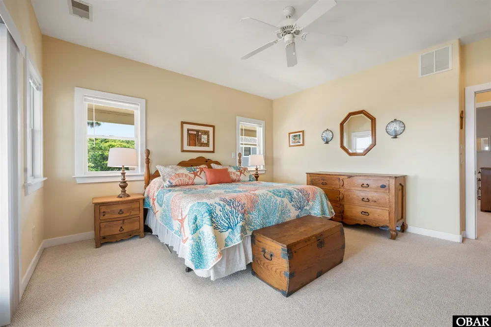 4713 Summer Ln, Kitty Hawk, NC 27949
